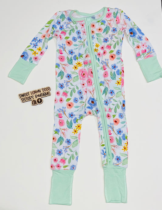 Floral bamboo zippy