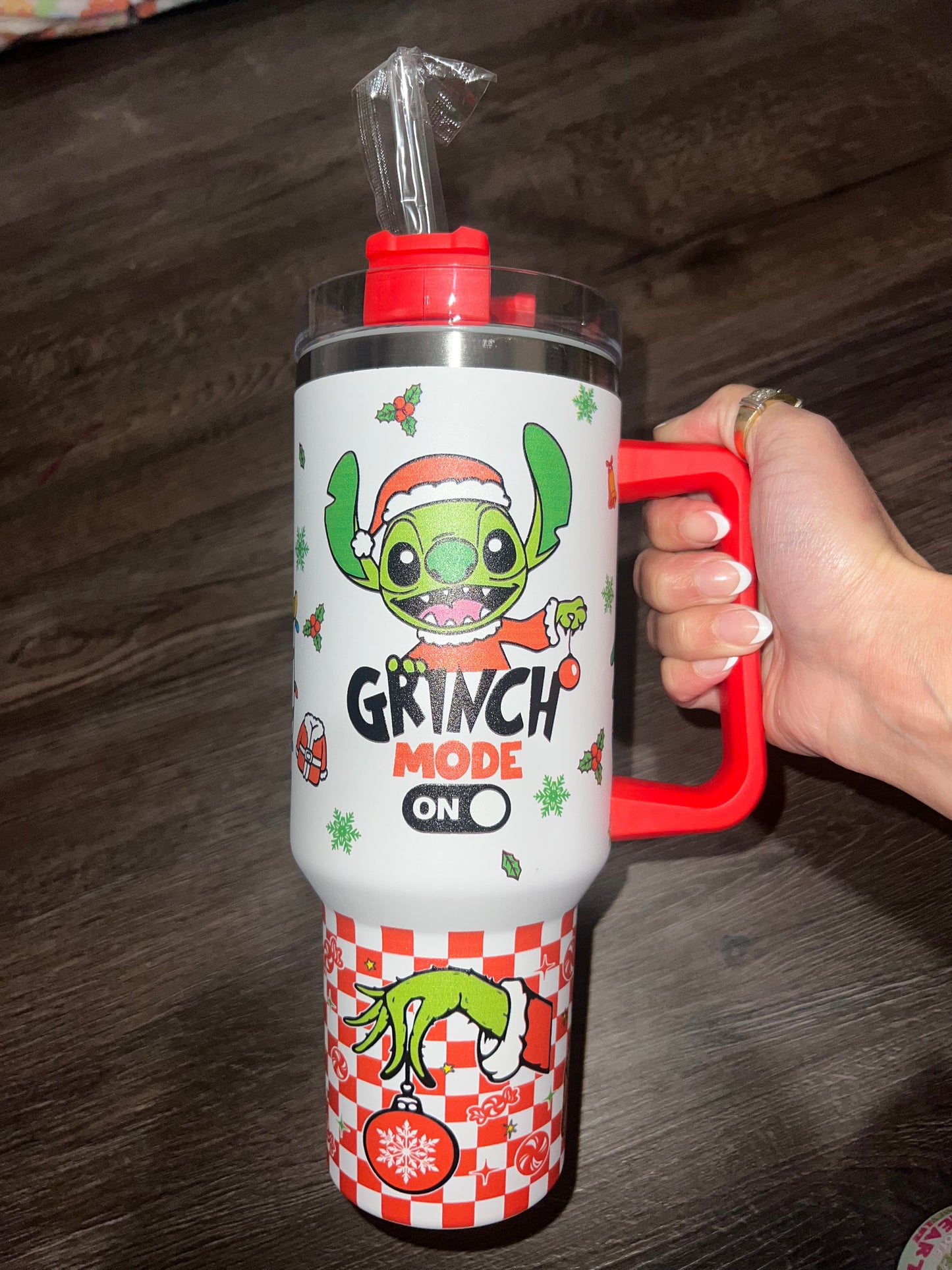 Stitch / grinch cup