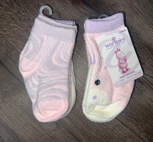 2 pack of fuzzy socks