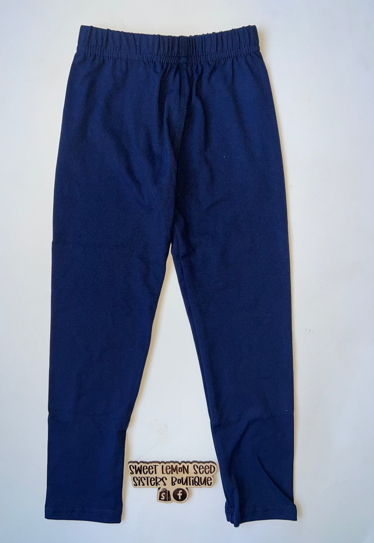 Navy leggings (pockets or no pockets)